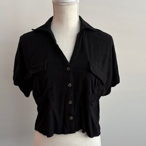 Black V Neck Button Front Juniors Short Sleeve Cropped top w Pkts Stretch Hem